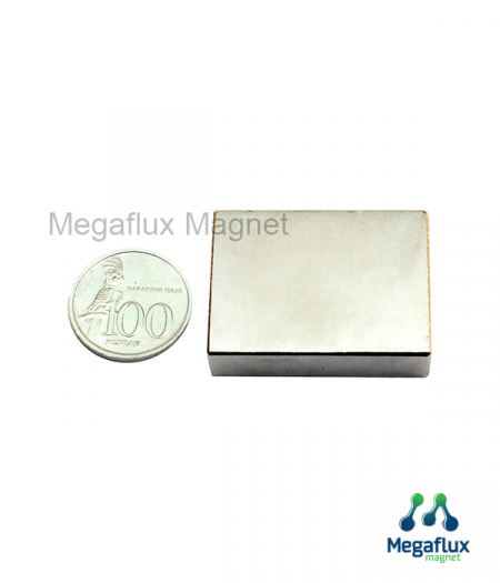 GE - kotak 40 mm x 30 mm x 10 mm, Neodymium Magnet. Ekonomis