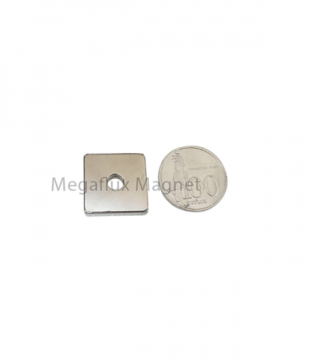 kotak ring 20 mm x 20 mm x 5 mm, ID 5 mm ,N45, Magnet Neodymium, super kuat